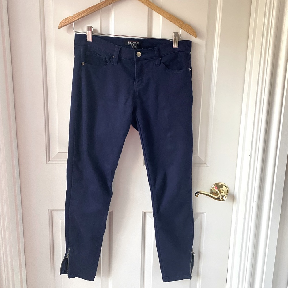 Forever 21 Navy Skinny Jean/Pant